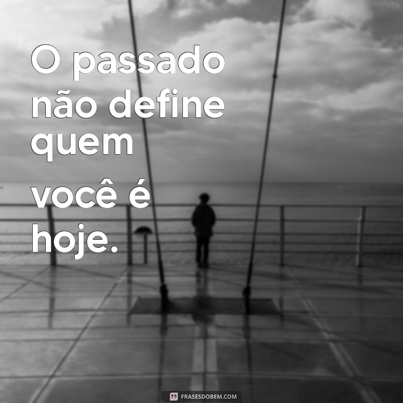 Fortaleça Sua Autoestima: 30 Frases Inspiradoras para Elevar Sua Confiança 