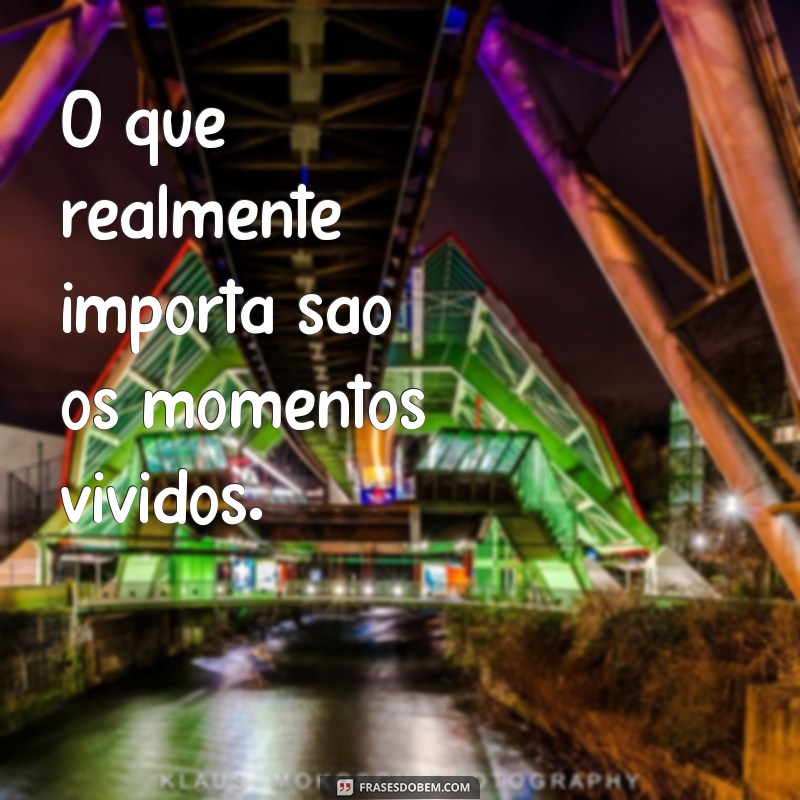 Frases Curtas de Reflexão: Inspirações para o Seu Dia a Dia 