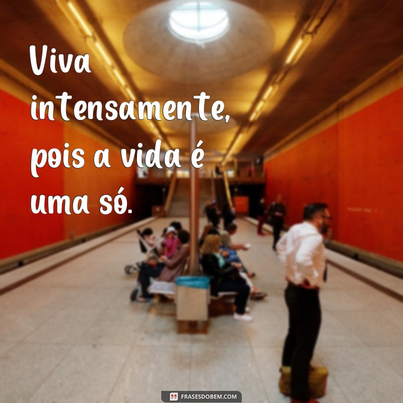 Descubra as melhores frases de vida boa para usar como status nas redes sociais 