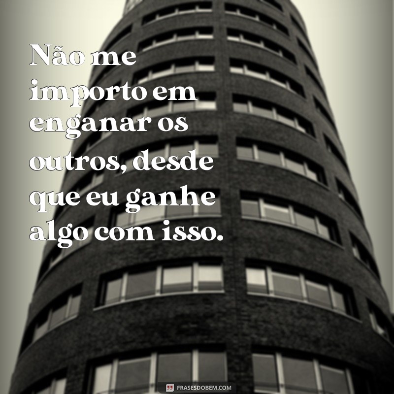 Desmascarando a hipocrisia: 27 frases de crente falso que você precisa conhecer 