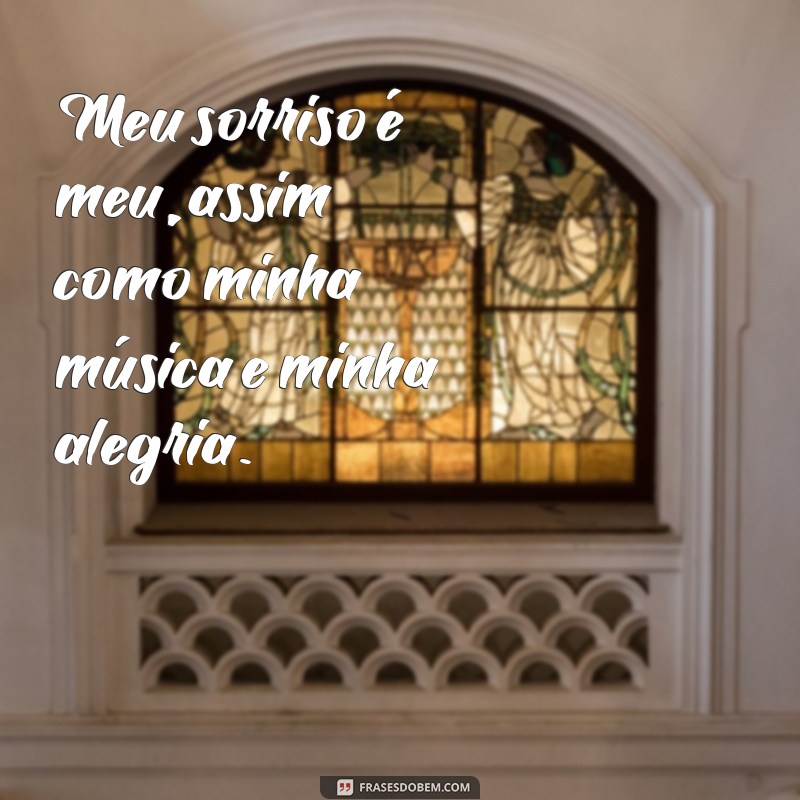 Descubra as melhores frases de legenda para fotos sozinha com música 