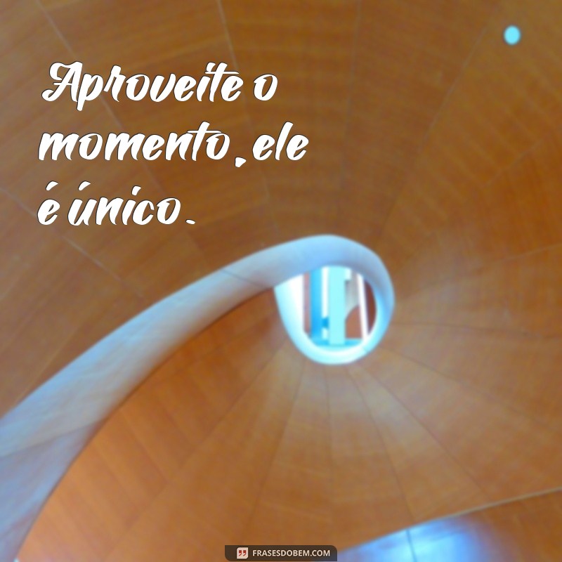 As Melhores Frases para Acompanhar Suas Fotos e Impressionar nas Redes Sociais 