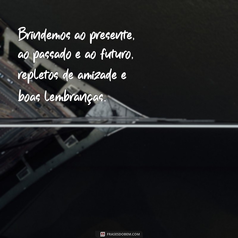 Descubra as melhores frases para personalizar seus copos de confraternização 