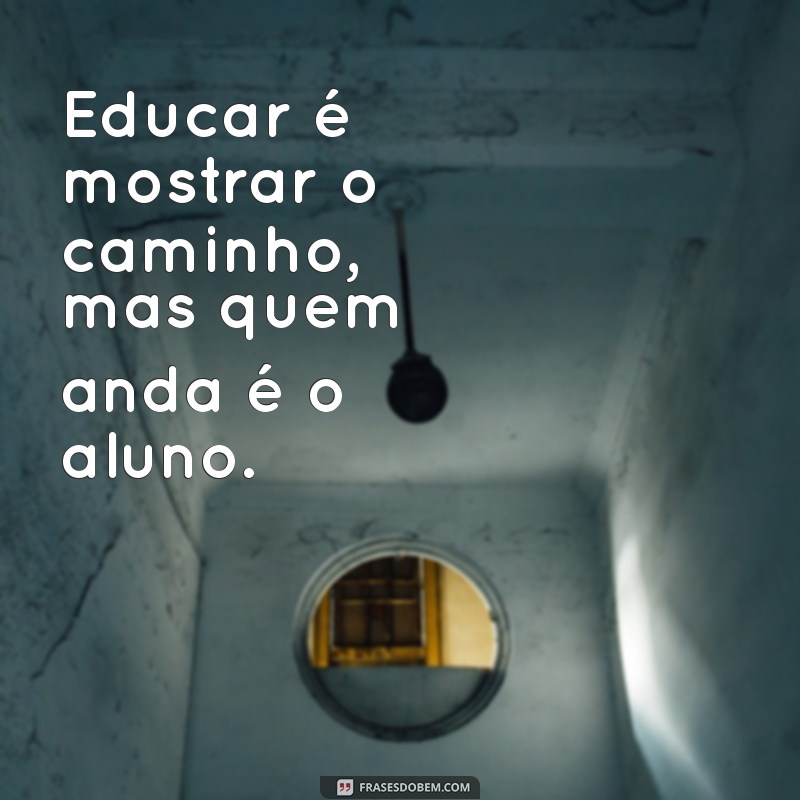 Frases Inspiradoras de Cora Coralina sobre Educação: Reflexões que Transformam 