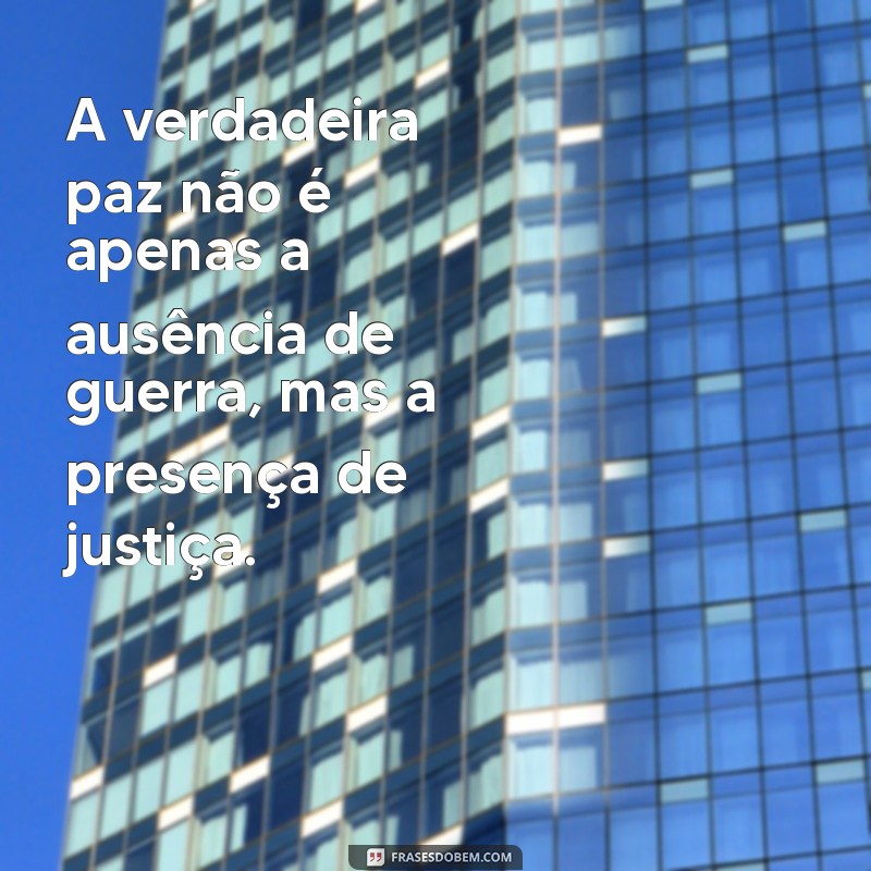 Inspire-se com as Melhores Frases de John Lennon: Reflexões sobre Amor e Paz 