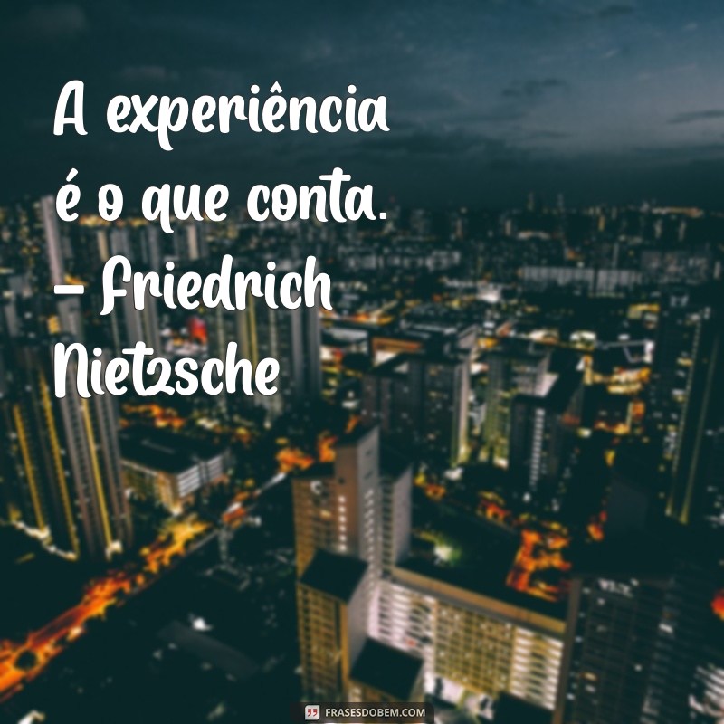 Frases Inspiradoras de Grandes Filósofos para Reflexão e Sabedoria 