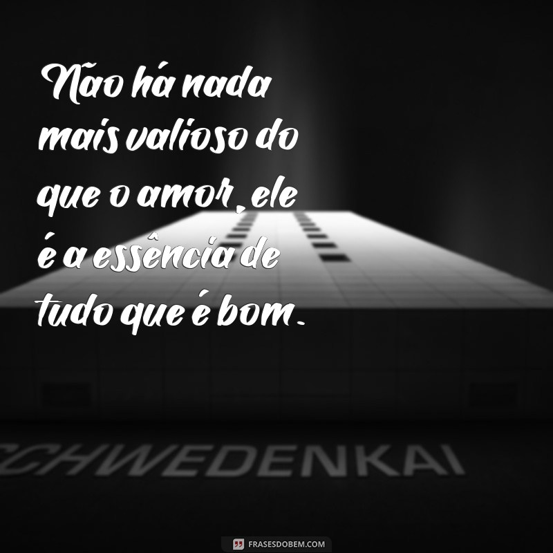 Descubra as mais belas frases de 1 Coríntios 13:13 para inspirar o amor e a fé 