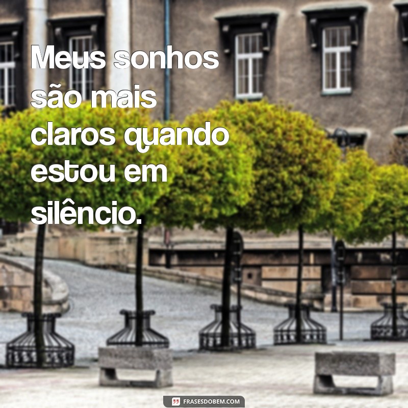 Frases Inspiradoras para Fotos Sozinha: Capture sua Essência 