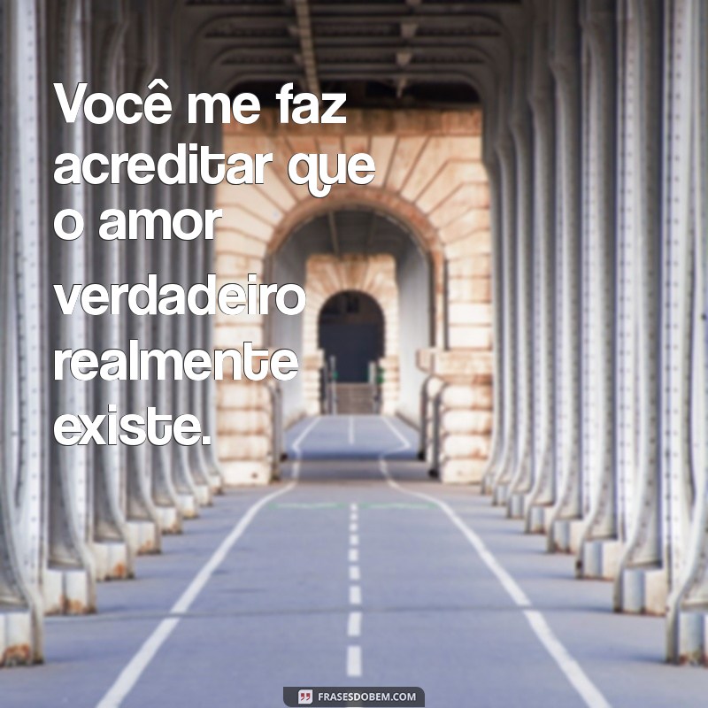 Frases Apaixonadas: Declare Seu Amor com Palavras que Encantam 