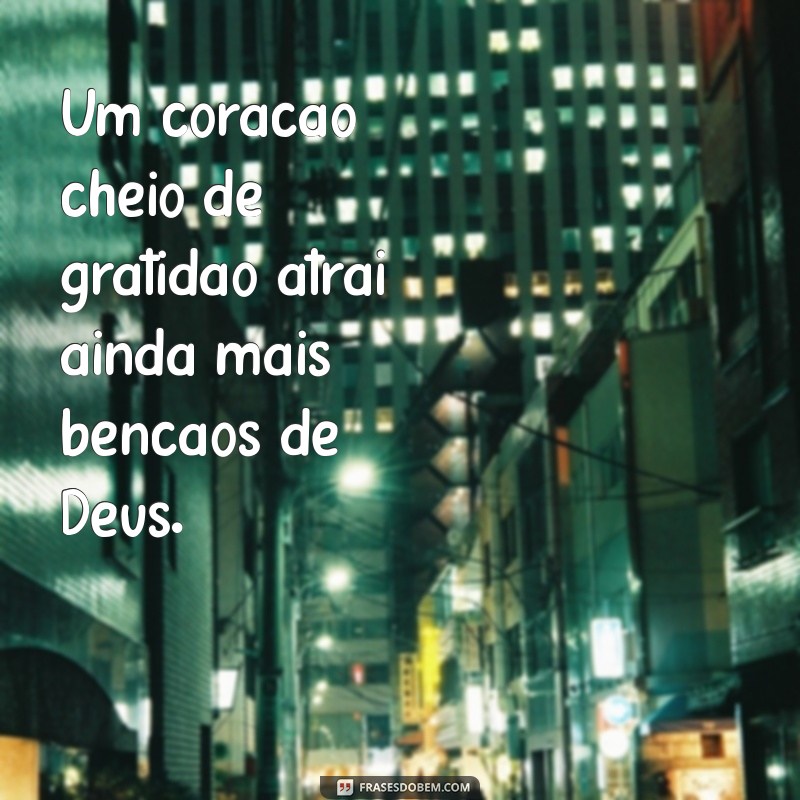 Frases Inspiradoras de Adoração a Deus para Usar no Seu Status 