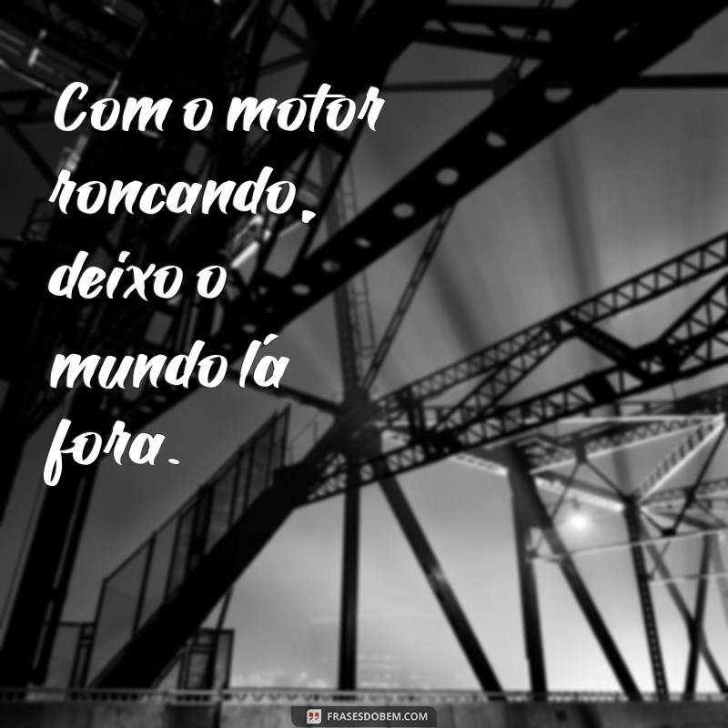 As Melhores Frases para Inspirar Sua Próxima Trilha de Moto 