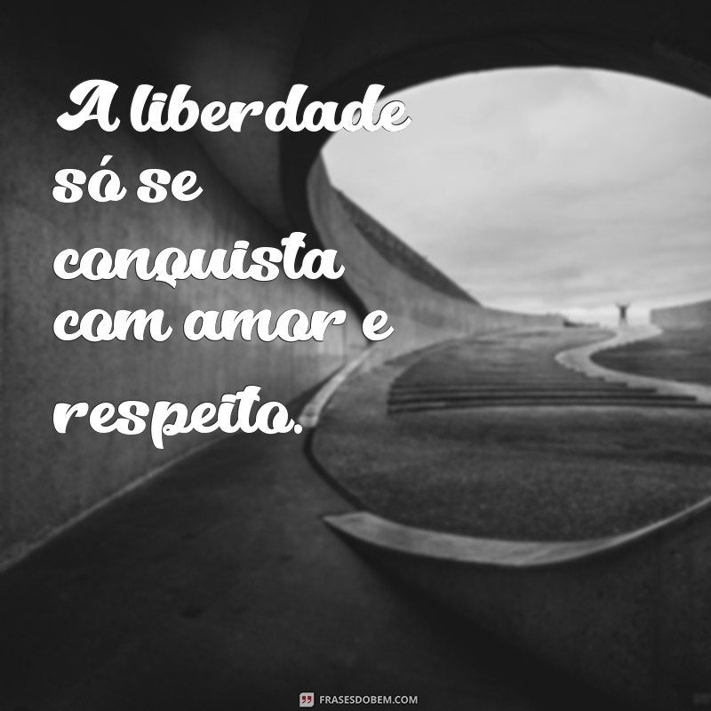 Descubra as melhores frases de liberdade para usar no seu status do WhatsApp 