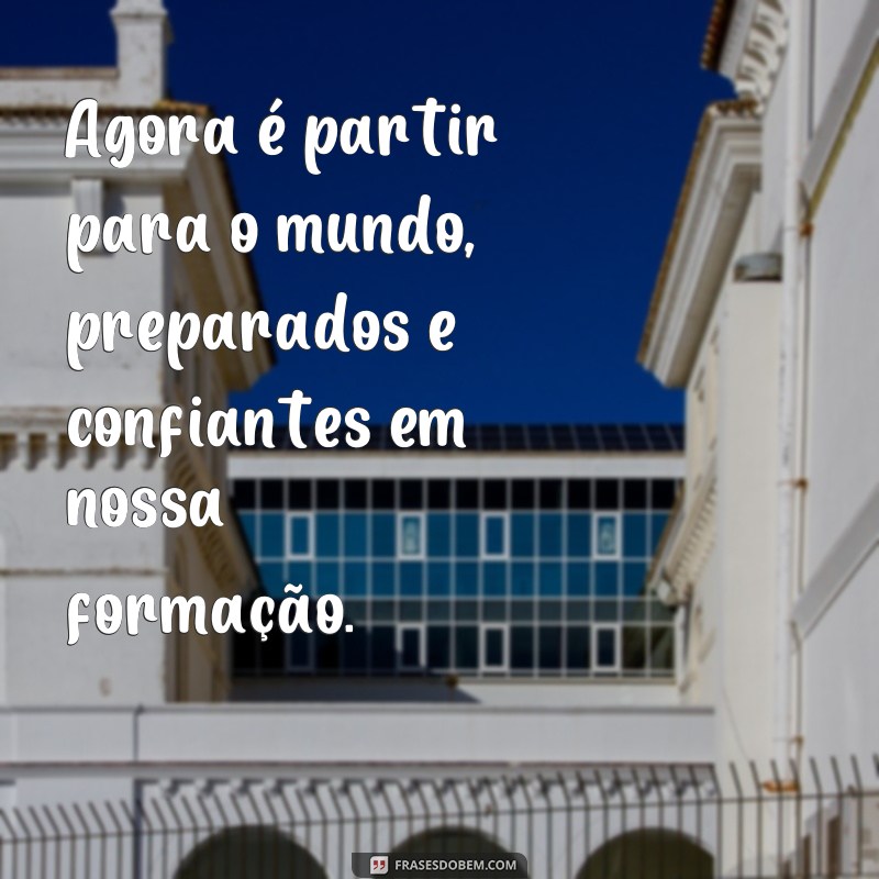 Descubra as melhores frases para plaquinhas de formatura e emocione-se com esse momento único! 