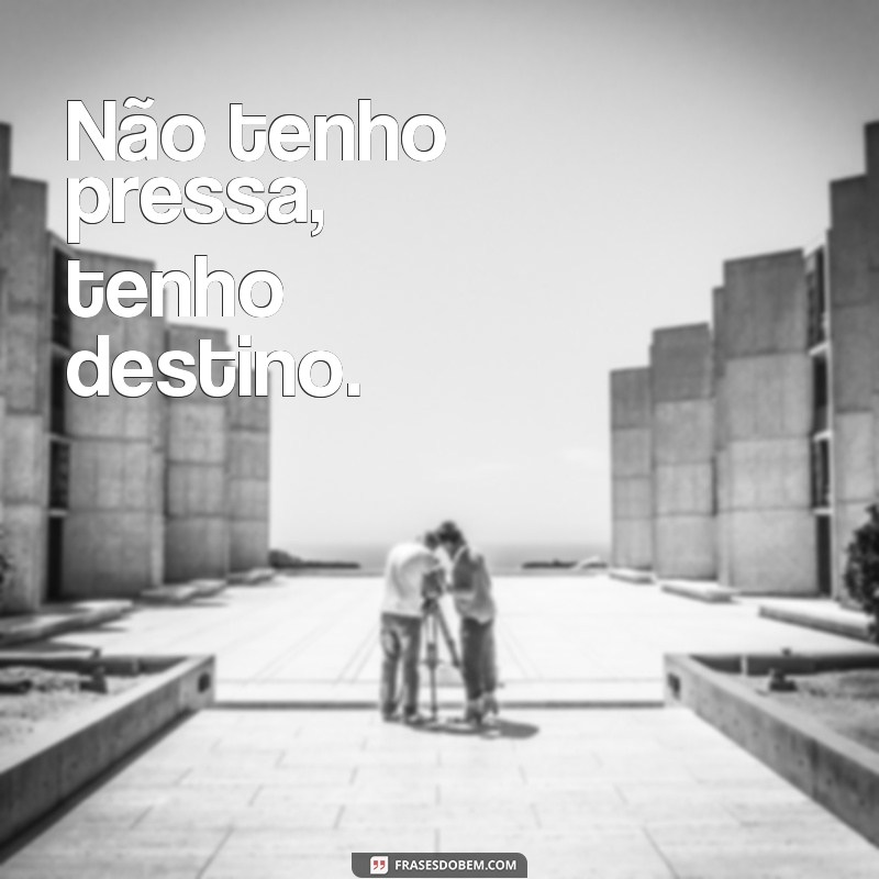 Descubra as melhores frases para personalizar o parabrisa do seu caminhão 