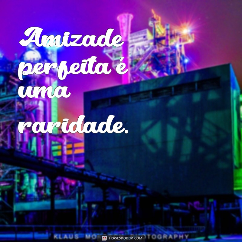 Descubra as mais belas frases de poema de amizade com rimas para encantar seus amigos 