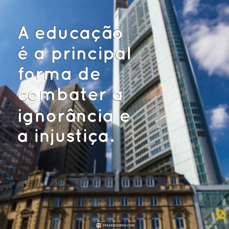 Descubra as melhores frases de Platão sobre educação e inspire-se para transformar o mundo 