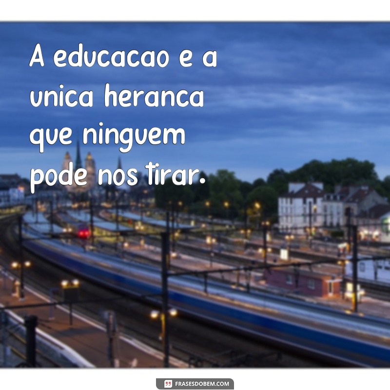 Descubra as melhores frases de Platão sobre educação e inspire-se para transformar o mundo 