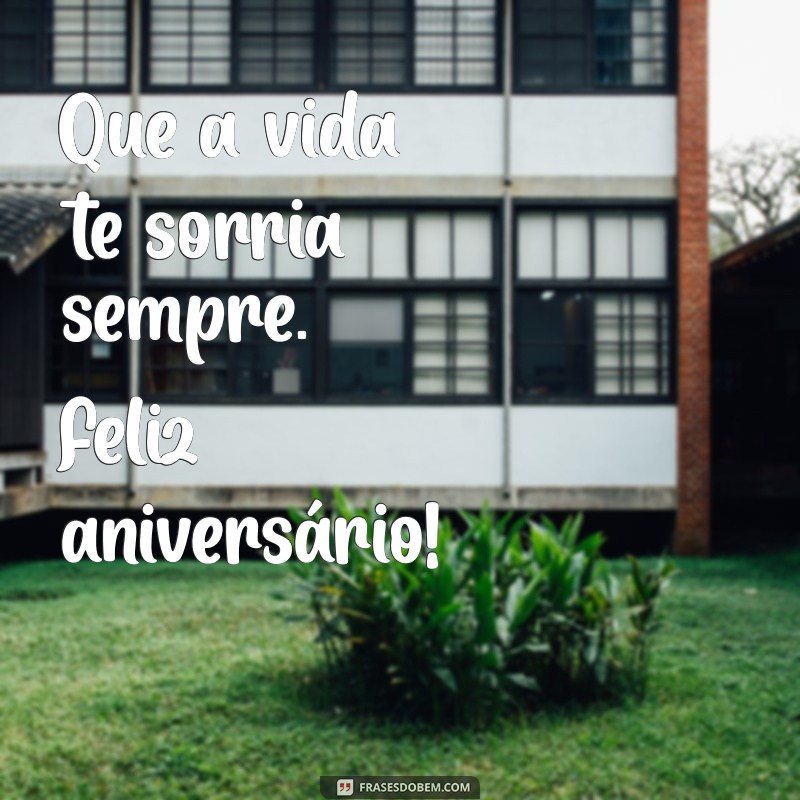 Frases Curtas de Aniversário: Celebre com Mensagens Impactantes! 