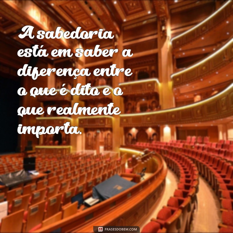 Como Transformar Fofoqueiros em Motivação no Ambiente de Trabalho 