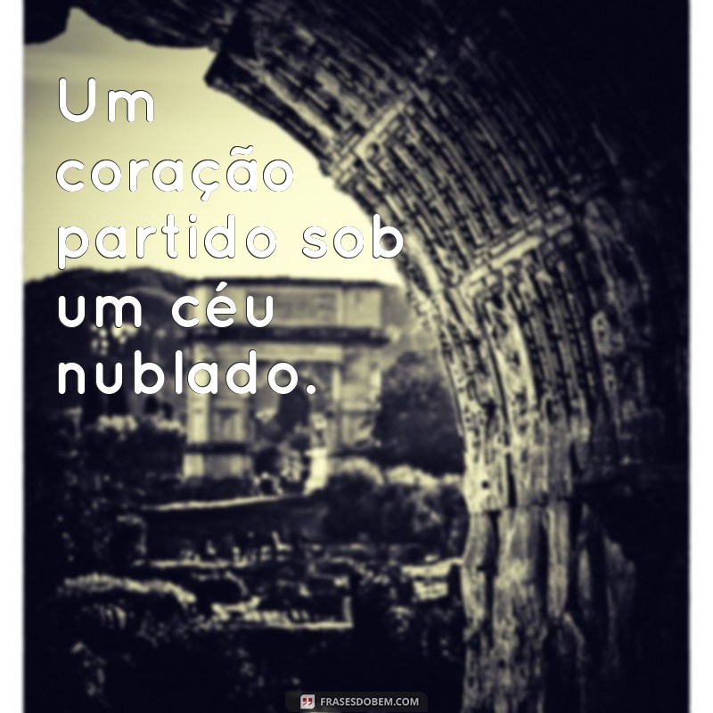 imagens luto Um coração partido sob um céu nublado.