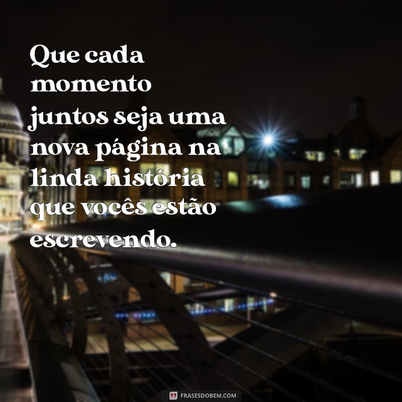 Frases Inspiradoras de Felicidade para Celebrar o Amor do Casal 