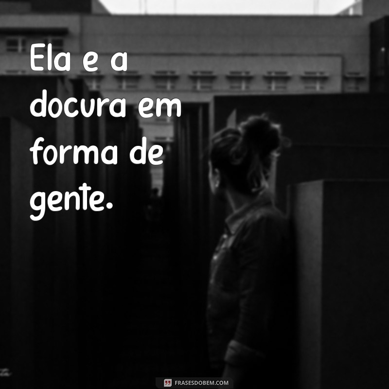 Status Ela É: Descubra as Melhores Frases para Inspirar e Compartilhar 