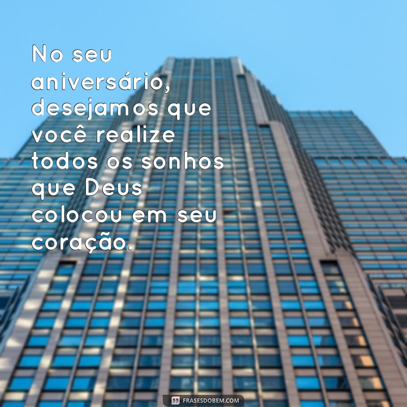 Mensagens Inspiradoras de Feliz Aniversário para Pastoras: Celebre com Amor e Gratidão 