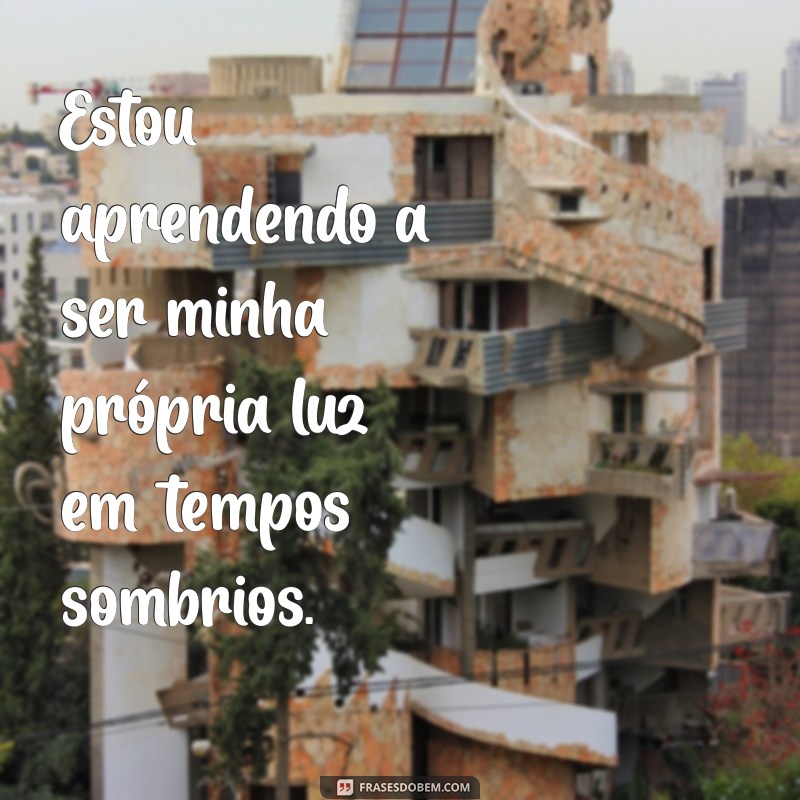 Frases Inspiradoras para Fotos de Status Sozinha: Destaque Sua Individualidade 