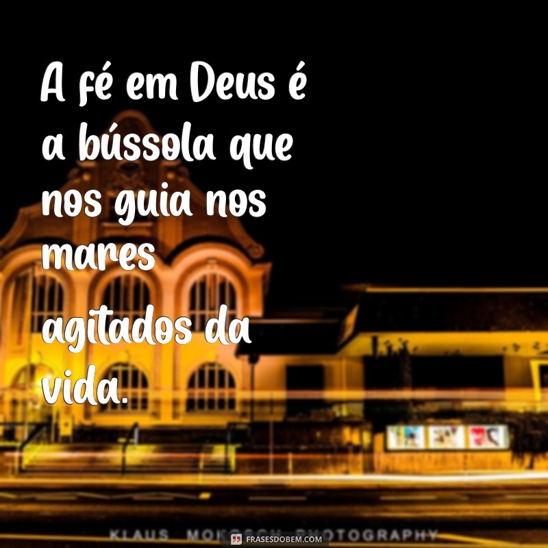 Melhores Frases de Deus para Inspirar seu Status: Reflexões Profundas 