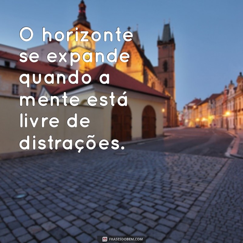 Frases Inspiradoras para Caminhar Sozinho e Refletir 