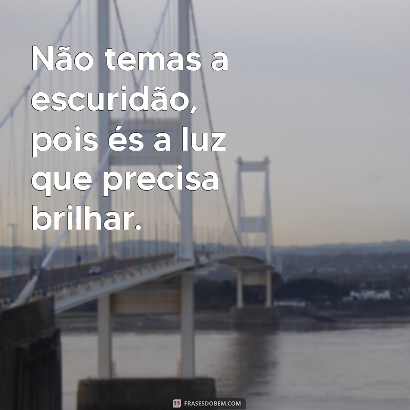 Versículos de Exortação: Inspiração e Reflexão Espiritual 