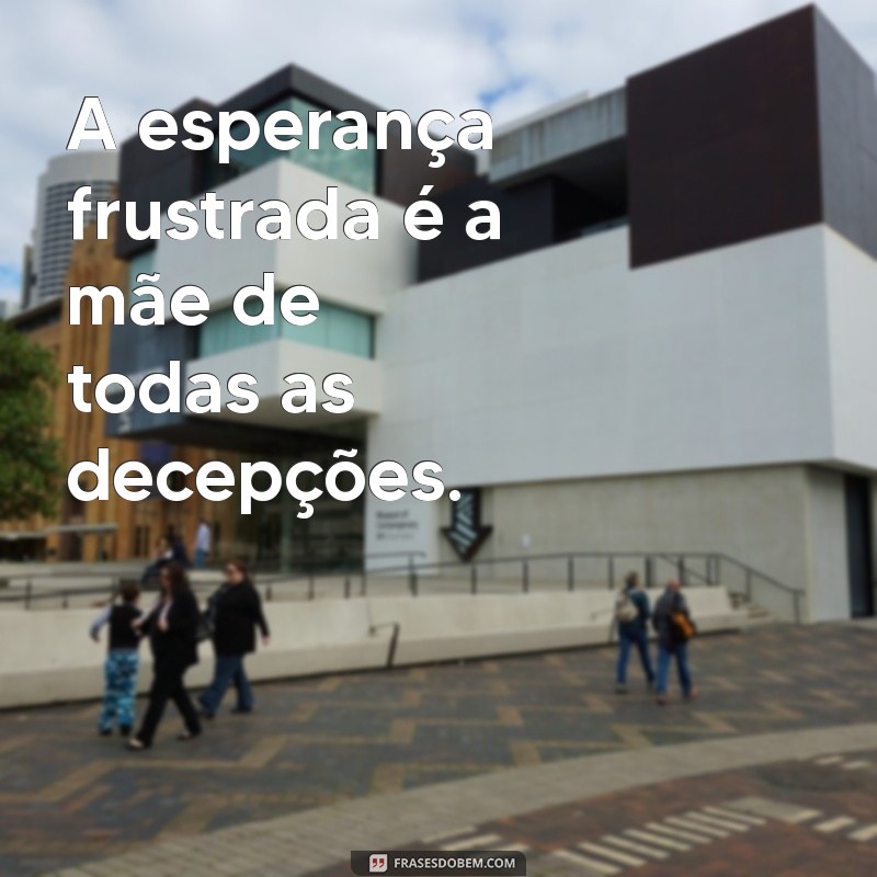 Frases de Status Tristes: Expressando Decepção com Profundidade 