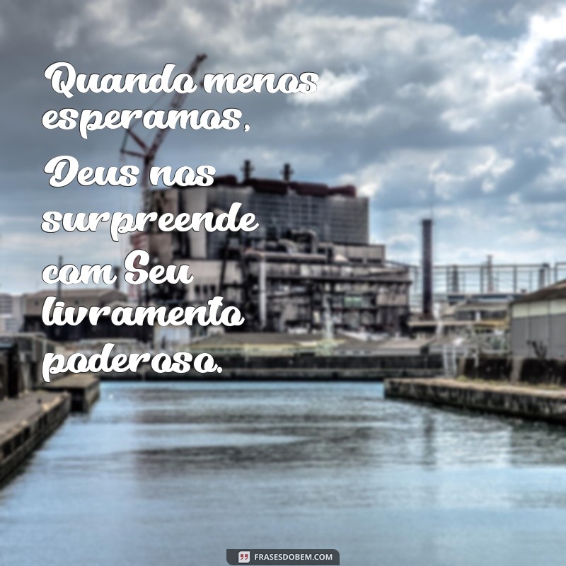 Mensagens de Livramento de Deus: Encontre Paz e Esperança Divina 