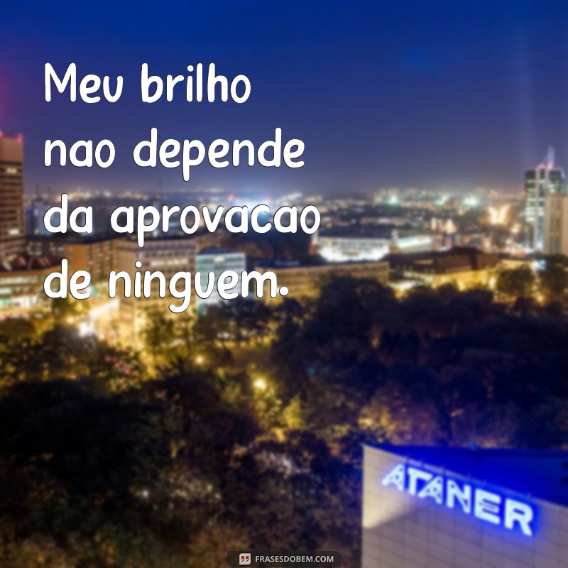 Frases de Empoderamento para Fotos: Inspire-se e Brilhe nas Redes Sociais 