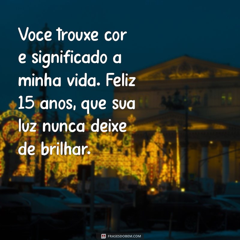 Como Criar a Homenagem Perfeita para o Aniversário de 15 Anos da Sua Filha 