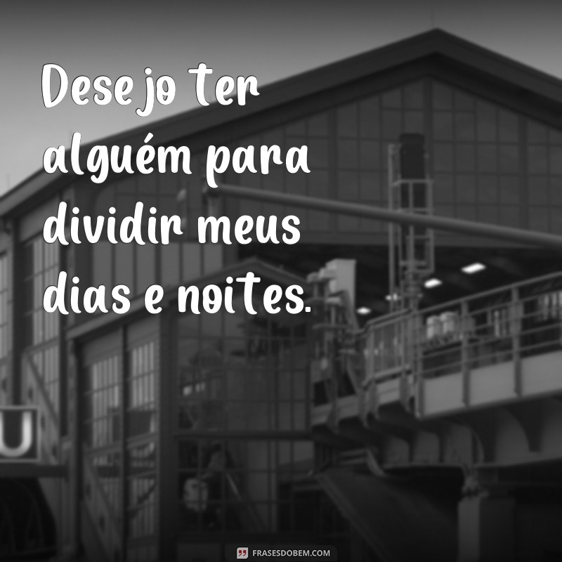 Descubra as melhores frases de carência para usar como status nas redes sociais 