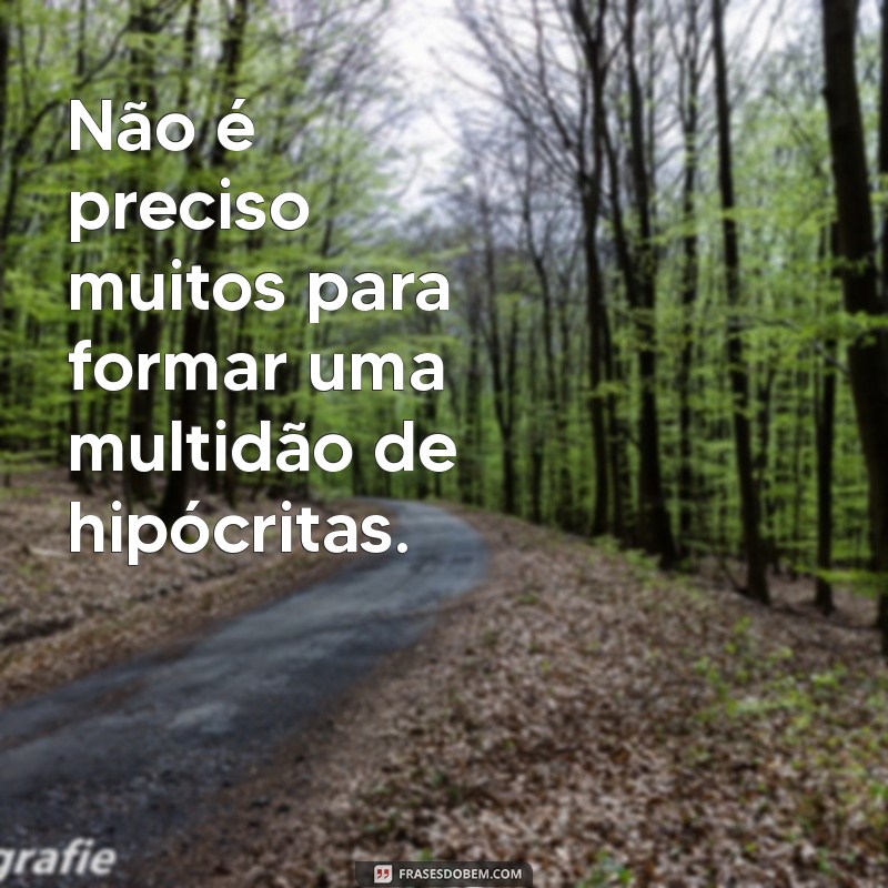 Como Identificar e Lidar com Falsidade Pelas Costas: Dicas Essenciais 