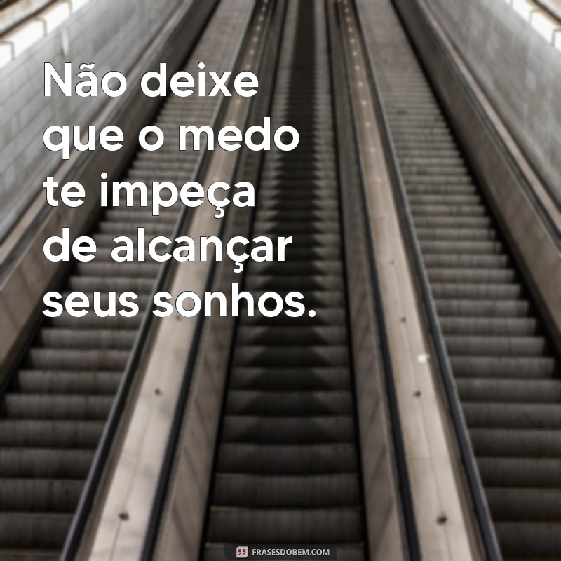 Descubra as melhores frases para sua biografia no Instagram e encante seus seguidores! 