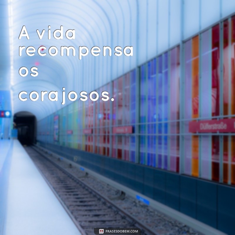 Inspire-se: Frases Motivacionais para Fotos Sozinha 