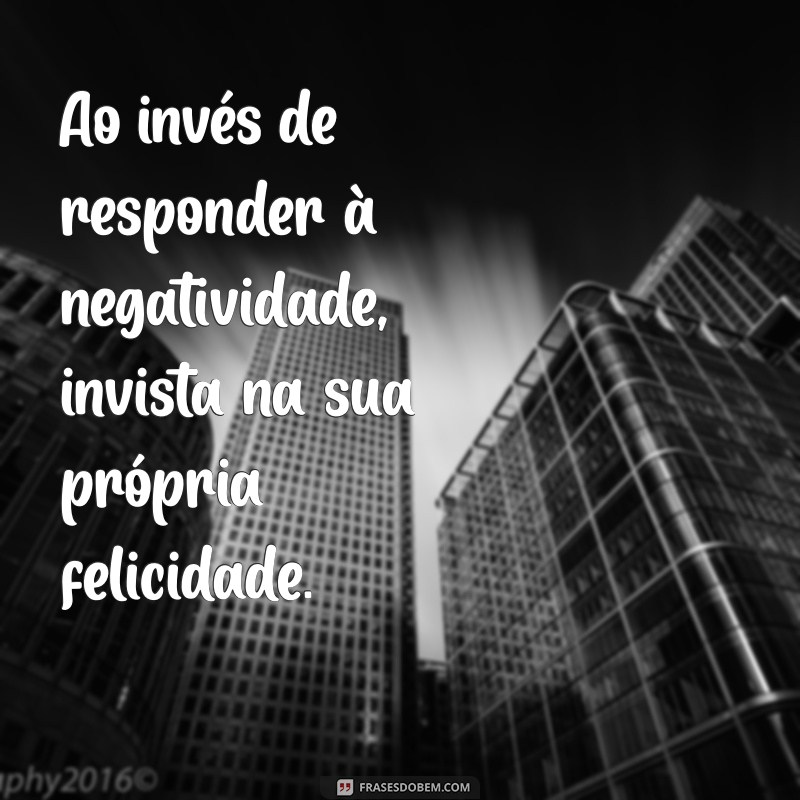 Como Encontrar Paz Interior: Silenciando Críticas com a Ajuda de Deus 