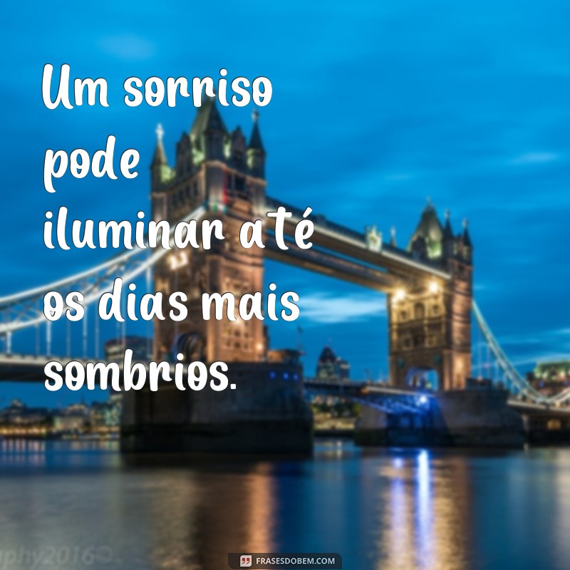 Encante com as melhores frases curtas de sorriso - Confira nossas sugestões! 