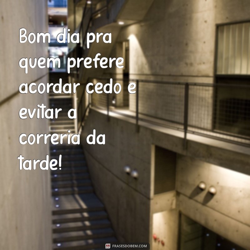 Bom Dia: Agradeça ao Domingo com Energias Renovadas para um Início Perfeito 