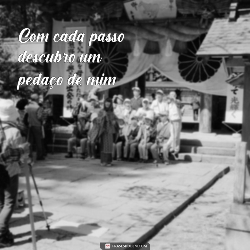 Frases Inspiradoras para Legendas de Fotos Sozinha em Viagens 