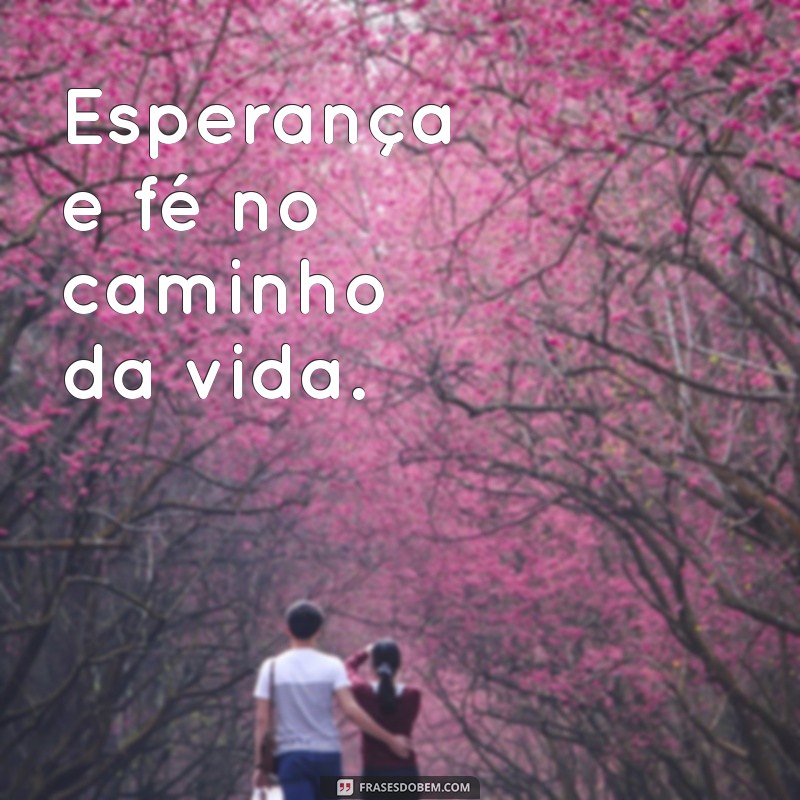 Frases Bíblicas Inspiradoras para Sua Bio do Instagram 