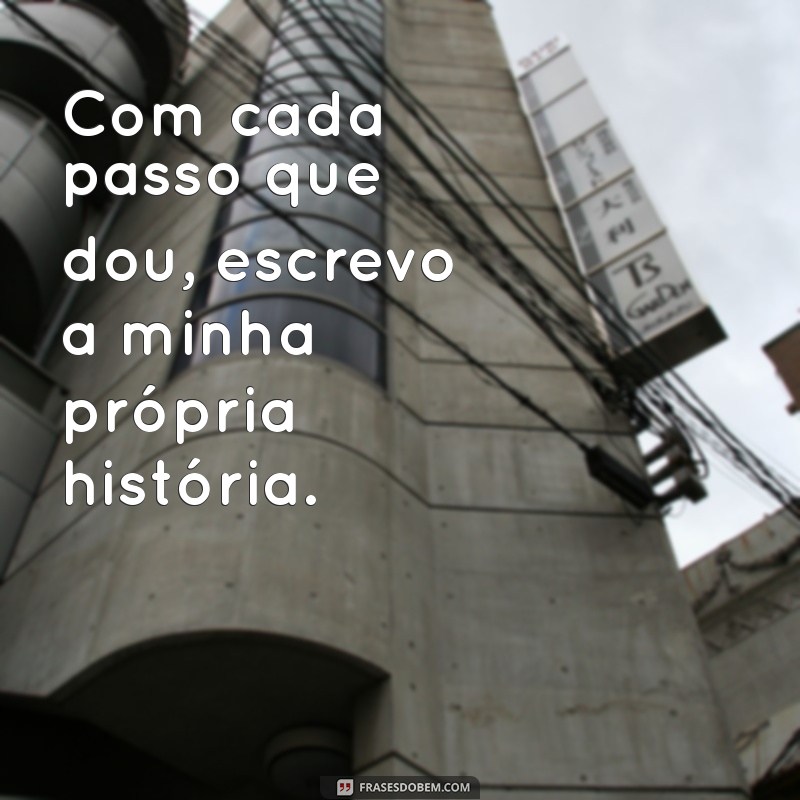 Frases Ousadas para Fotos Sozinha: Inspire-se e Mostre Sua Confiança! 