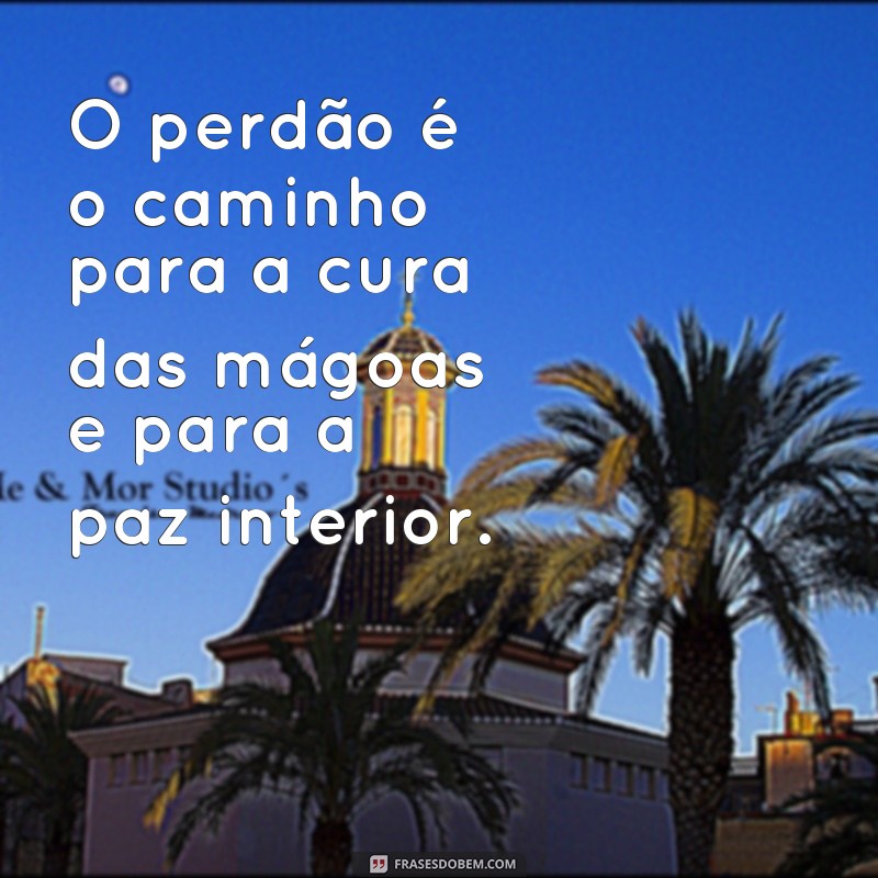 Descubra as melhores frases de Kardec para inspirar sua jornada espiritual 