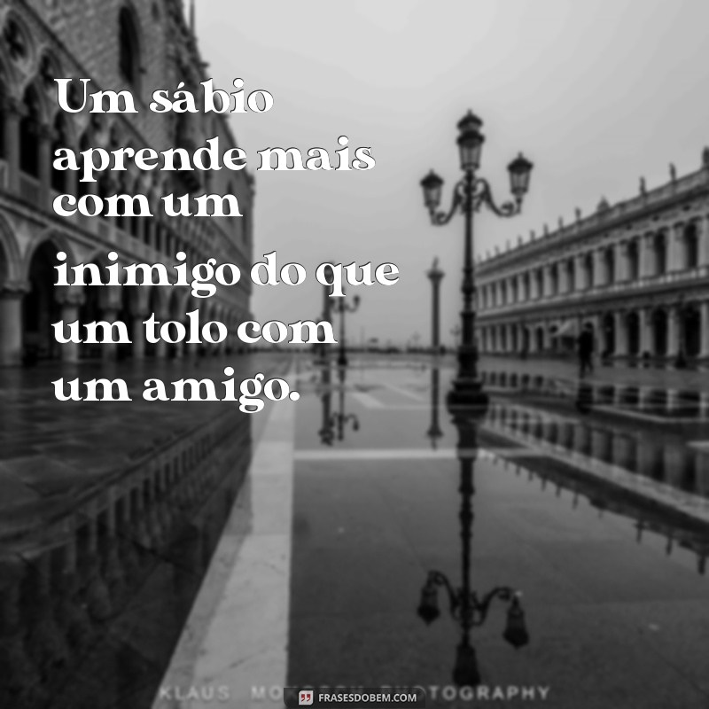 Frases Inteligentes para Status: Inspire e Impressione nas Redes Sociais 