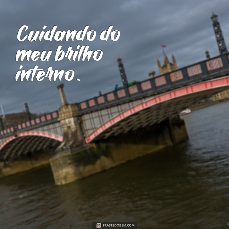 50 Frases Poderosas para Legendar Suas Fotos Sozinha no Instagram 