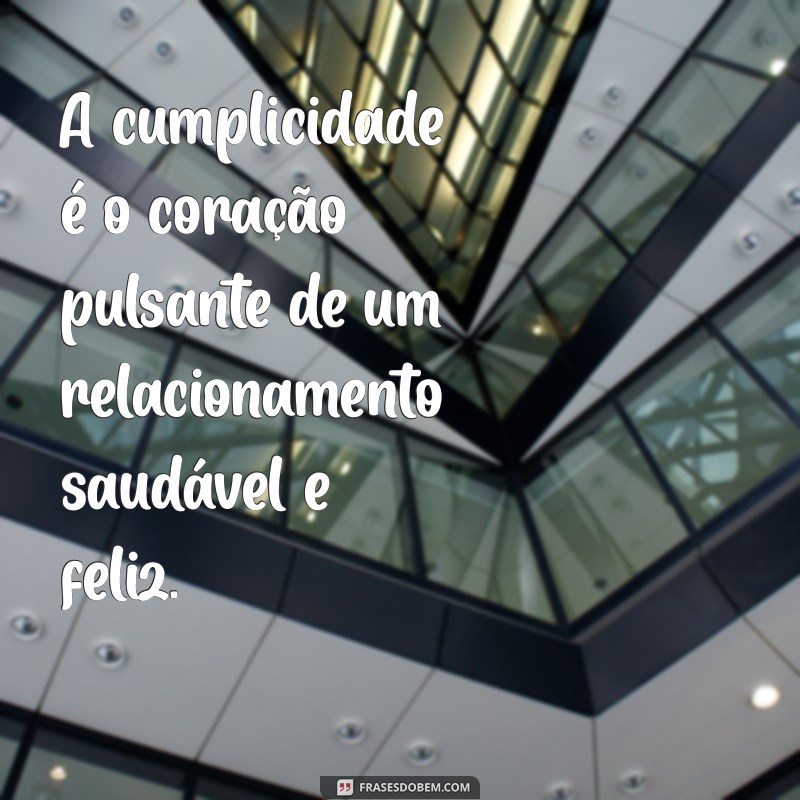 Descubra a Cumplicidade em Casais: Chave para um Relacionamento Duradouro 