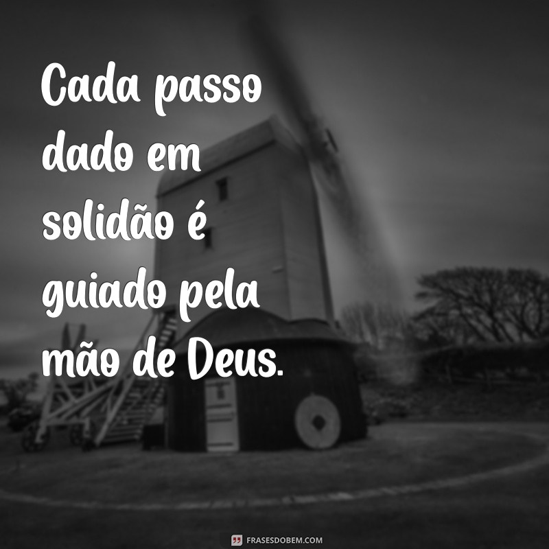 Frases Inspiradoras para Fotos Sozinha: Mensagens Cristãs que Tocam o Coração 